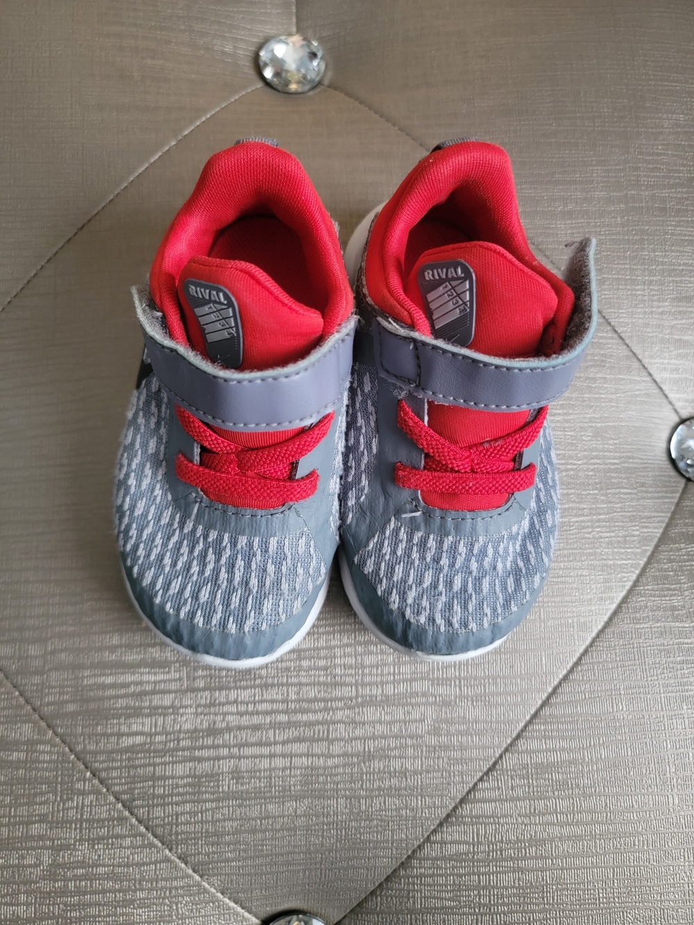 Nike Kids Grey and Pink Hook-and-Loop Athletic Sneakers